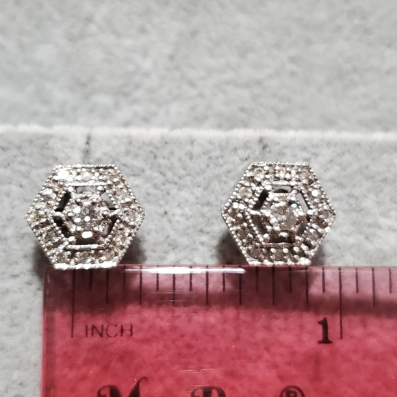 White Gold Round Brilliant Diamond Hexagonal Shaped Stud Earrings - Picture 3 of 7